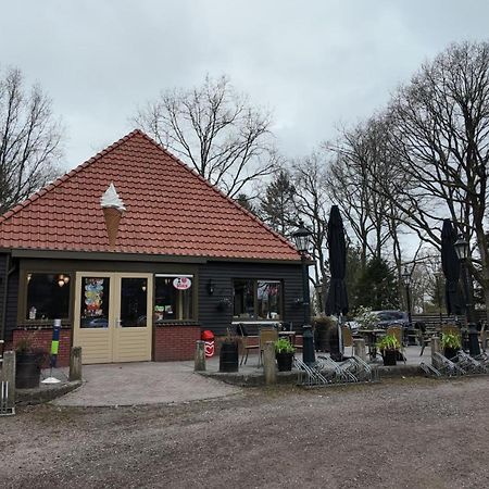 Chalet Kokomo - Gelegen In Bosrijkgebied Van Drenthe Eext Exteriör bild